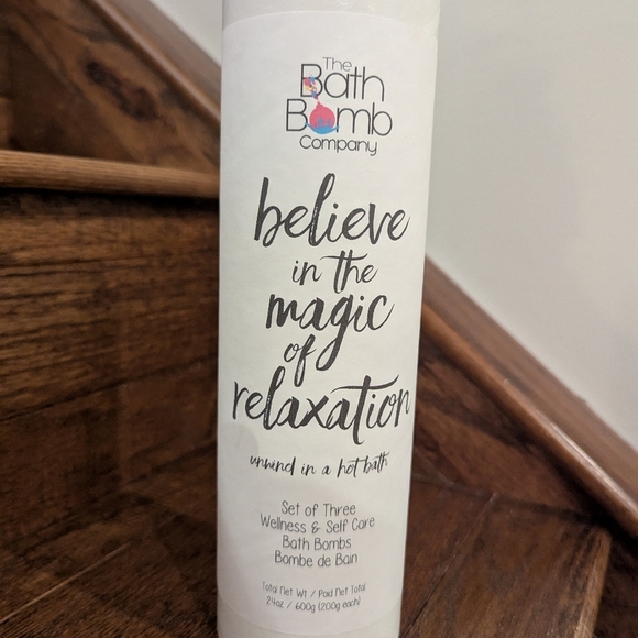 The Bath Bomb Company Relaxation Set. New In Gift Box - Picture 10 of 12
